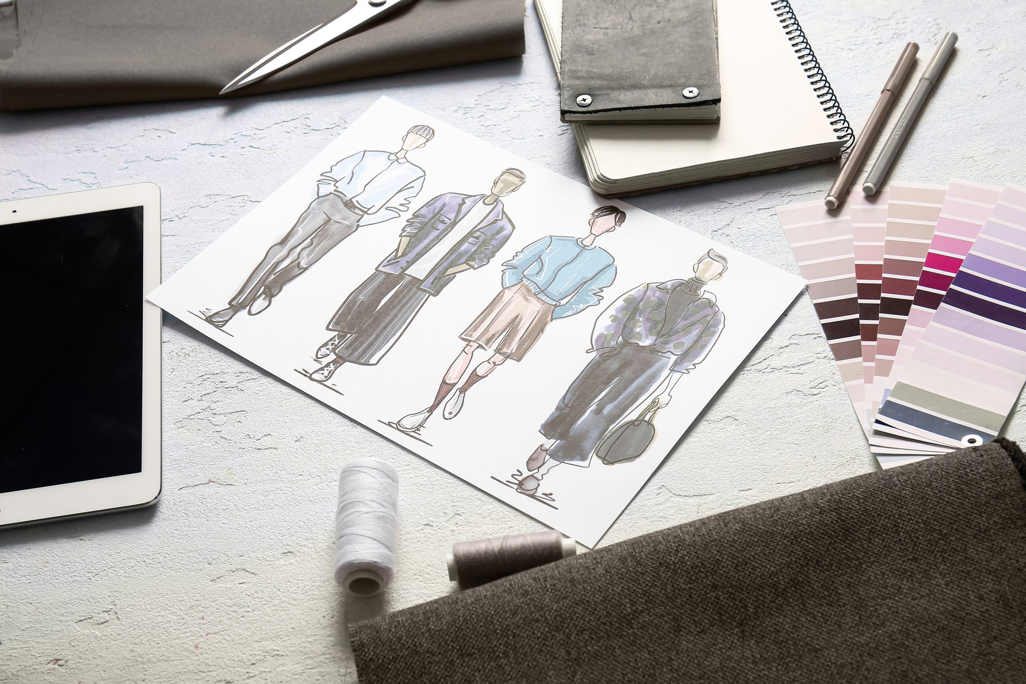 Bocetos de diseño de moda — proceso creativo certamen ANDE Galicia 2026